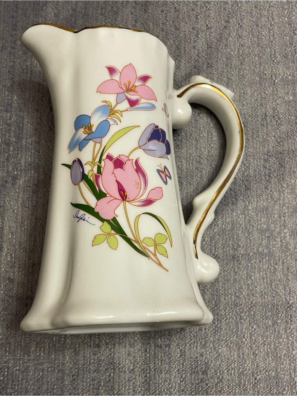 Vintage Inarco Handled 
Floral Porcelain Pitcher/Creamer With Gold Trim